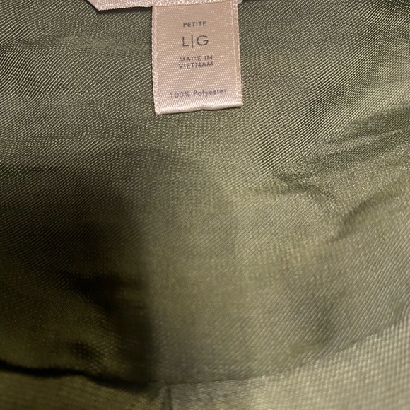 NWOT, Banana republic Blouse in Large in petite - Picture 1 of 3